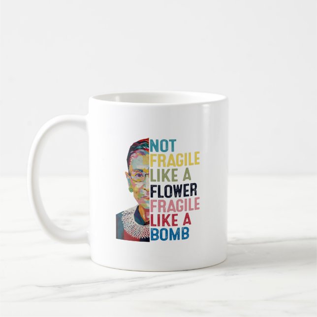 Nicht zerbrechlich wie eine Blume, sondern eine Bo Kaffeetasse (Links)