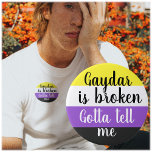 nichtbinär | Gaydar ist kaputt | Button<br><div class="desc">Nicht binär,  aber Schwierigkeiten haben,  Pieps zum Spielen zu finden? Vielleicht funktioniert dein Gaydar nicht? (Gibt es ein besseres Wort als gaydar??) 😍 Proklamieren Sie Ihre Geschlechtsidentität,  während Sie auch Sprichwort,  wie Sie den direkten Ansatz.</div>