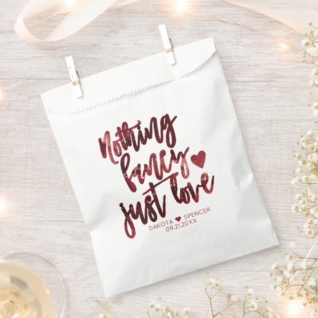 Nichts Extravagant nur Liebe | Dark Crimson Red We Geschenktütchen (Ausgeschnitten)