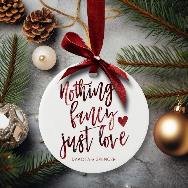 Nichts Extravagant nur Liebe | Dark Crimson Red We Keramik Ornament (Von Creator hochgeladen)