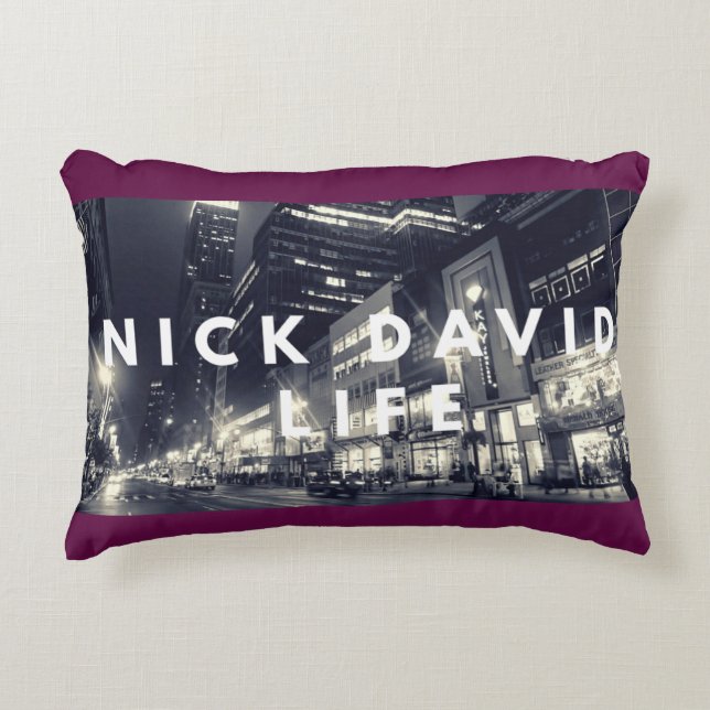 Nick DAViD - Plumbar Pillow Zierkissen (Vorderseite)