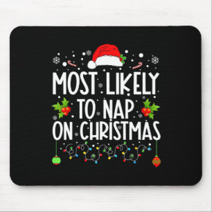 Nickerchen am Weihnachtsfest der Familie ist am wa Mousepad