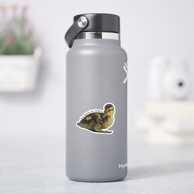 Nickerchen. Quack. Essen. Wieder von vorne. - Mall Aufkleber (HydroFlask)
