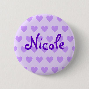 Nicole in Lila Button