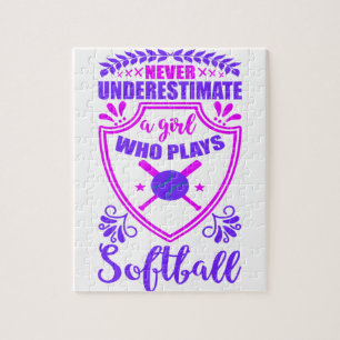 Nie ein Mädchen unterschätzen, das Softball spielt