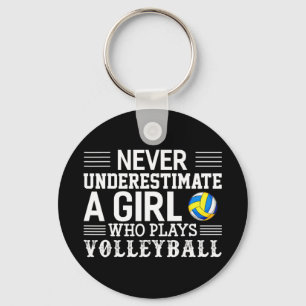 Nie ein Mädchen unterschätzen, das Volleyball Vo s Schlüsselanhänger