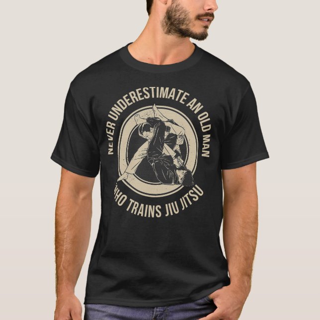 Nie einen alten Mann unterschätzen, der Jiu Jitsu T-Shirt (Vorderseite)