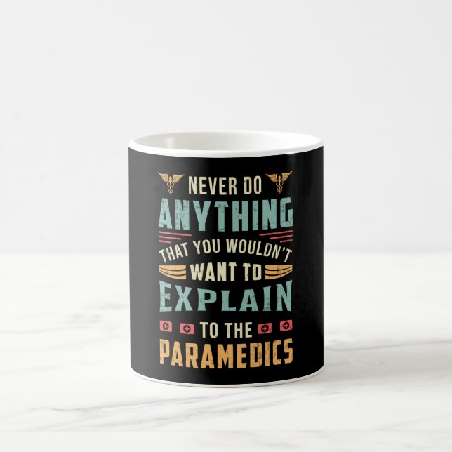 Nie irgendetwas Paramedic Ambulance EMS lustig Kaffeetasse (Mittel)