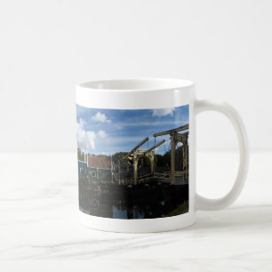 Niederländisch Alte Häuser Landschaft Panoramaauss Kaffeetasse