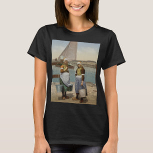 Niederländische Mädchen von Marken (um 1900) T-Shirt