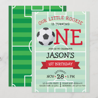 Niedlich angesagtes Fußballfeld & Ribbon 1. Geburt Einladung