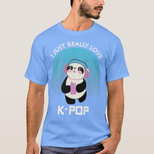 Niedlich Anime Panda Bubble Tea Boba Kawaii K-Pop  T-Shirt