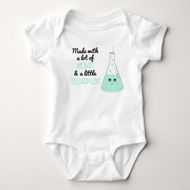 Niedlich aus Liebe und Science Beaker Green Baby Strampler (Vorderseite)