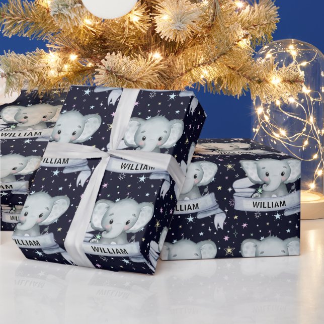 Niedlich Baby Boy Elephant Individuelle Name Stars Geschenkpapier (Feiertage)
