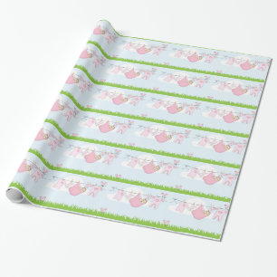 Niedlich Baby Girl Clothes Line Geschenkpapier