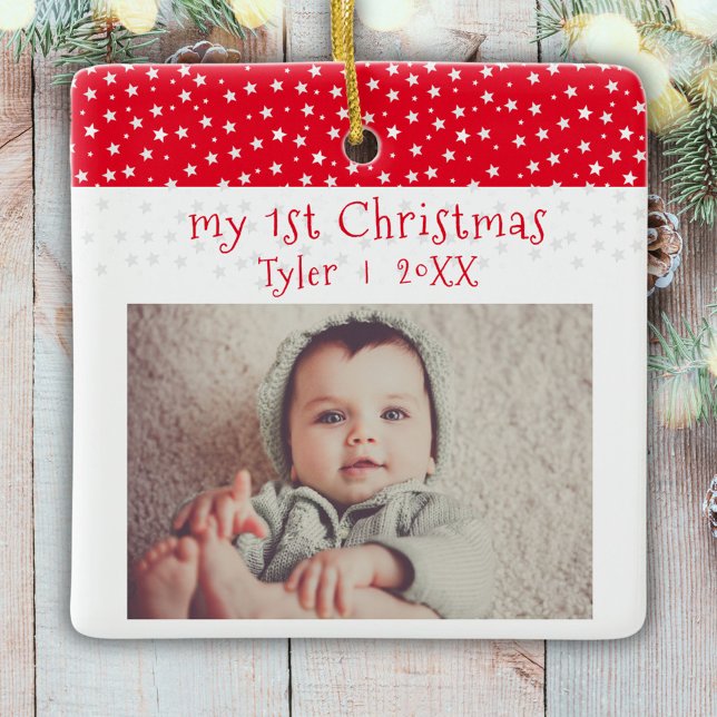 Niedlich Baby`s 1`Christmas Red Stars Foto Baby Keramikornament (Von Creator hochgeladen)