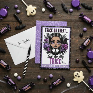 Niedlich Black Girl Gothic Halloween-Klassenzimmer Platzkarte