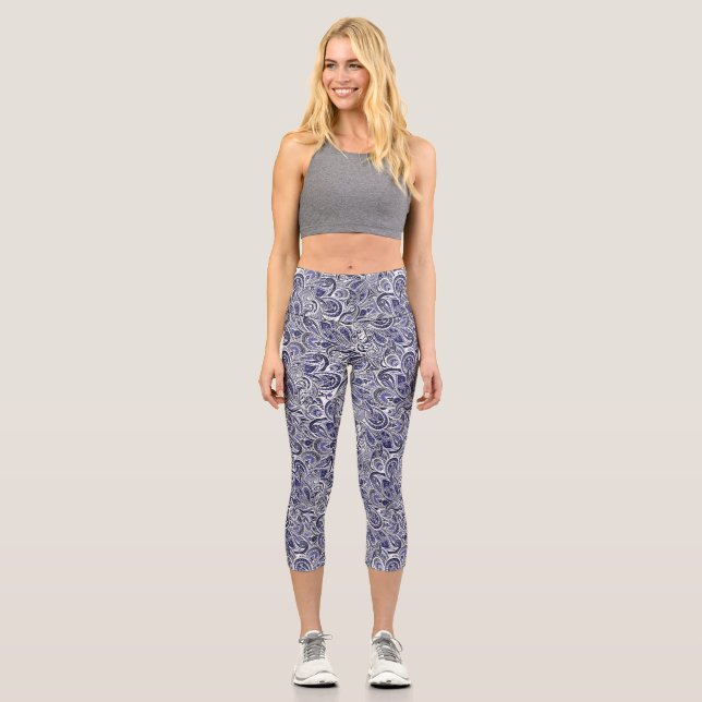 Niedlich-blaue Paisley-Muster Designlizenz pl Capri Leggings (Vorderseite)