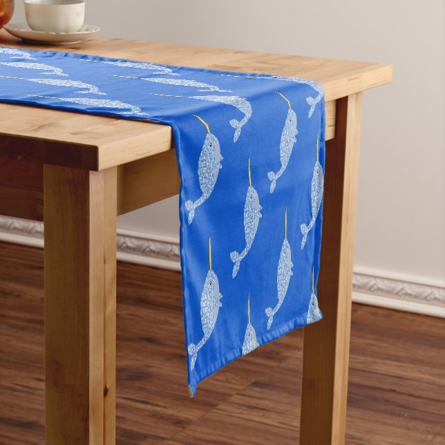 Niedlich Blue Baby Boy Narwhal Baby Dusche Gemuste Kurzer Tischläufer (Beispiel)