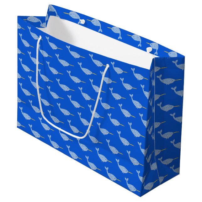 Niedlich Blue Baby Boy Narwhal Gemustert Große Geschenktüte (Vorderseite Schrägansicht)