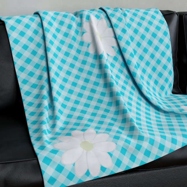Niedlich Blue Gingham Karo Daisy Fleece Blanket (A pretty blue gingham check fleece blanket with cute daisy flowers at the corners. )