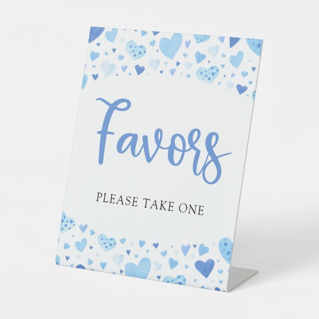 Niedlich Blue Hearts Valentine Baby Shower Favorit Sockelschild (Vorderseite)