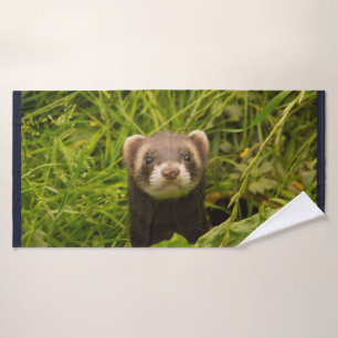 Niedlich Brown Ferret im Gras-Foto Badhandtuch Set