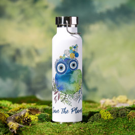 Niedlich die Flasche Wasser retten