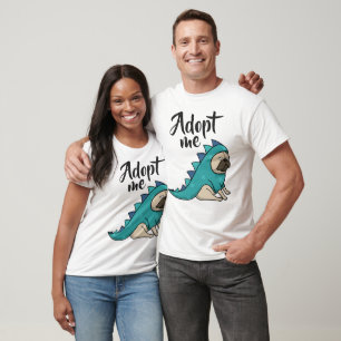 Niedlich Dino Mops Welpe Adoptiert T-Shirt