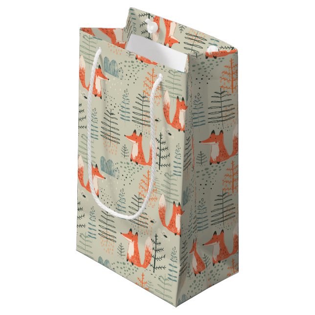 Niedlich Doodle Fox Forest Woodland Muster Kleine Geschenktüte (Vorderseite Schrägansicht)