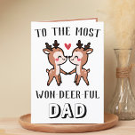 Niedlich Funny Deer Buck Wunderbarer Vater Geburts Dankeskarte<br><div class="desc">Sie suchen eine einzigartige Möglichkeit, Ihre Liebe und Ihren Spaß auszudrücken? Unsere lustige Rehpun-Grußkarte ist die perfekte Wahl für jeden Papa zum Geburtstag oder sogar zum Vatertag! Passen Sie es an, indem Sie Ihre eigene persönliche Nachricht hinzufügen. Im Design finden Sie zwei niedliche Hirsche und eine Nachricht an den besten...</div>