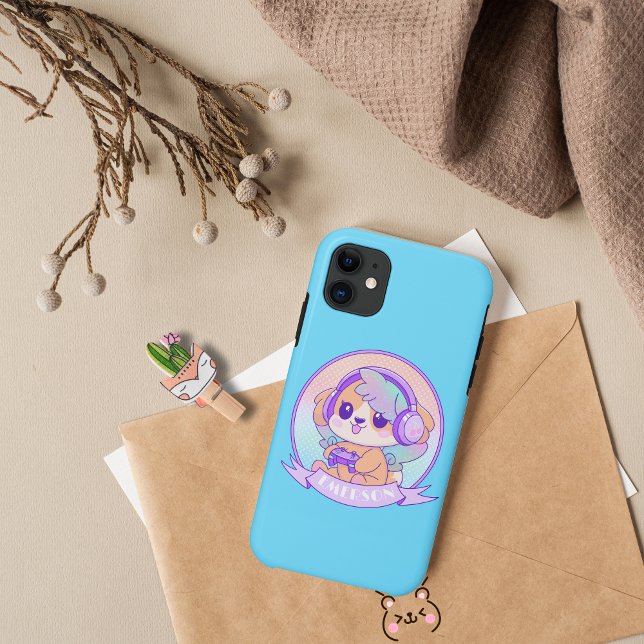 Niedlich Gamer Girl Kawaii Hund mit Flügeln in Bab Case-Mate iPhone Hülle (Adorable Kawaii Fairy Dog with Wings with Headphones and a game controller for gamer girls)