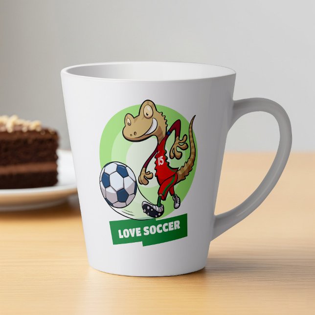 Niedlich Gecko Liebe Soccer Funny Soccer Player Ca Milchtasse (Von Creator hochgeladen)