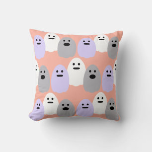 Niedlich Ghost Pastel Kissen