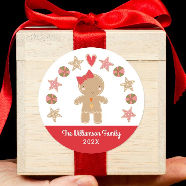Niedlich Gingerbread Girl Weihnachtskeks Rotes Geb Runder Aufkleber (Von Creator hochgeladen)