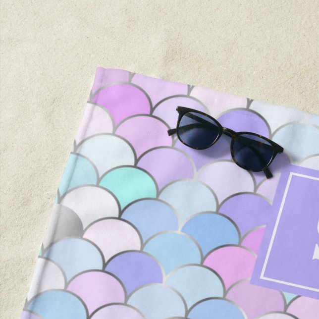 Niedlich Girly Pink Lila Meerjungenskala Mit Monog Strandtuch (Beispiel)