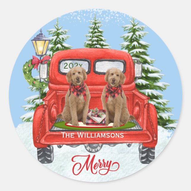 Niedlich Goldendoodle Welpen Vintager Rotlastwagen Runder Aufkleber (Vorderseite)