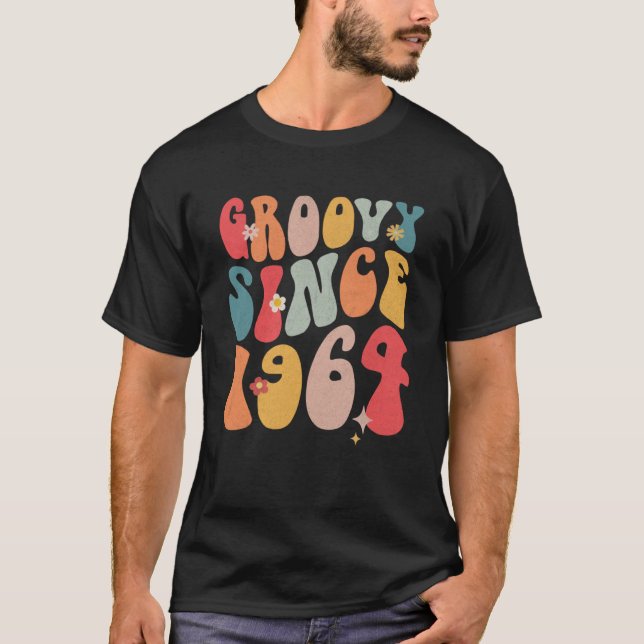 Niedlich Groovy Seit 1964 Farbenfrohe Blume Stil 5 T-Shirt (Vorderseite)