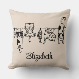 Niedlich Hanging Kittens Individuelle Name Kissen