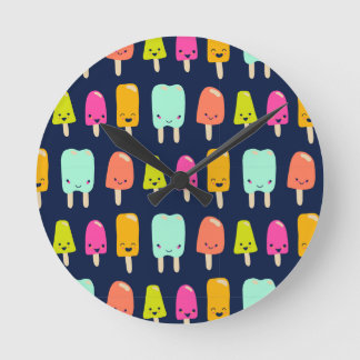 Niedlich Happy Fruit Popsicle Kawaii Faces Trivet Runde Wanduhr