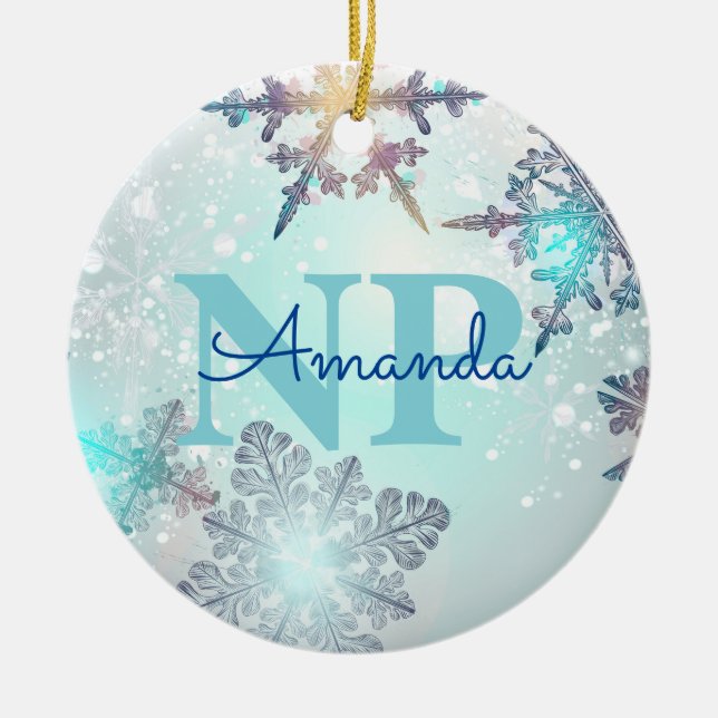 Niedlich Ice Blue Snowflake Personalisierter Name  Keramik Ornament (Vorne)