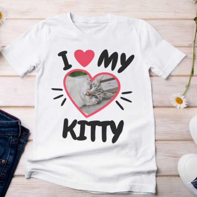 Niedlich Ich Liebe mein Kitty T-Shirt (Von Creator hochgeladen)