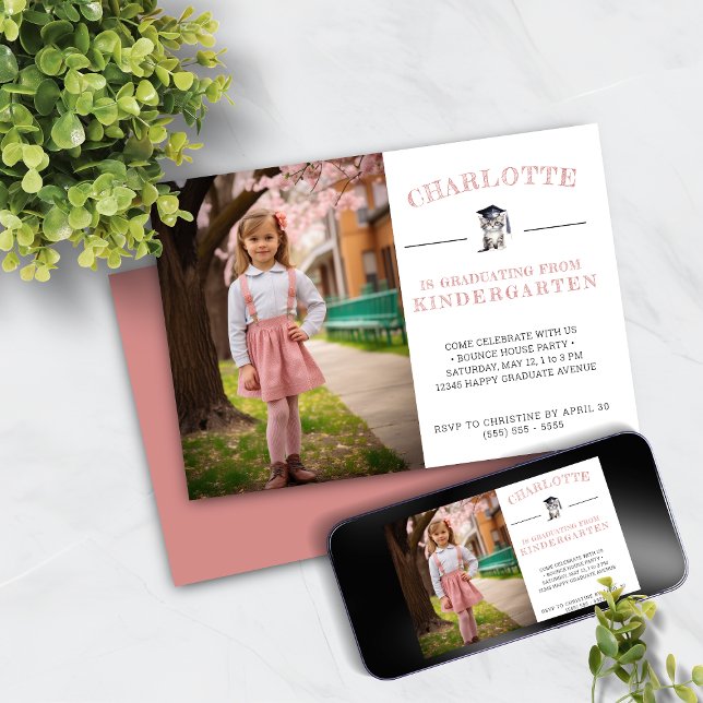 Niedlich Kitten Pink Kindergarten Abschluss Einladung (Von Creator hochgeladen)