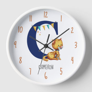 Niedlich Kitty Cat Mit Monogramm Boy Kinderzimmer Uhr