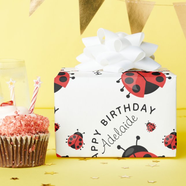 Niedlich Modern Happy Birthday Red Ladybug Girly Geschenkpapier (Geburtstagsparty)