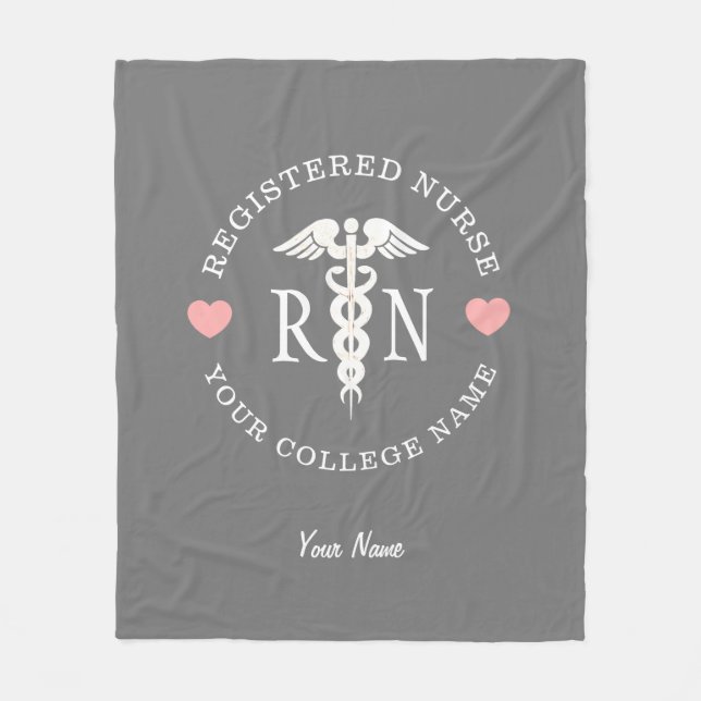 Niedlich Nurse RN Rosa Herzen Personalisiert Fleecedecke (Vorderseite)