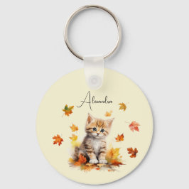 Niedlich Orange Tabby Kitten in Herbstlauben Schlüsselanhänger