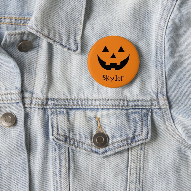 Niedlich-Orangen-Kürbislaterne individuelle Name H Button (Beispiel)
