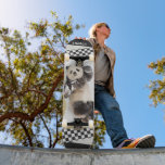 Niedlich Panda Checkered Modern Collage Individuel Skateboard<br><div class="desc">Niedliches Panda Checkered Modern Collage Individuelle Name Skateboard zeigt Ihren personalisierten Namen in der modernen Typografie mit einer Collage im Schnee spielen und gerippten karierten Papier. Personalisieren Sie diese, indem Sie den Text in dem dafür vorgesehenen Textfeld bearbeiten. Geben Sie Ihrem Lieblingskateboarder zu Weihnachten, Geburtstag oder Ihrer BESTE FREUNDIN ein...</div>