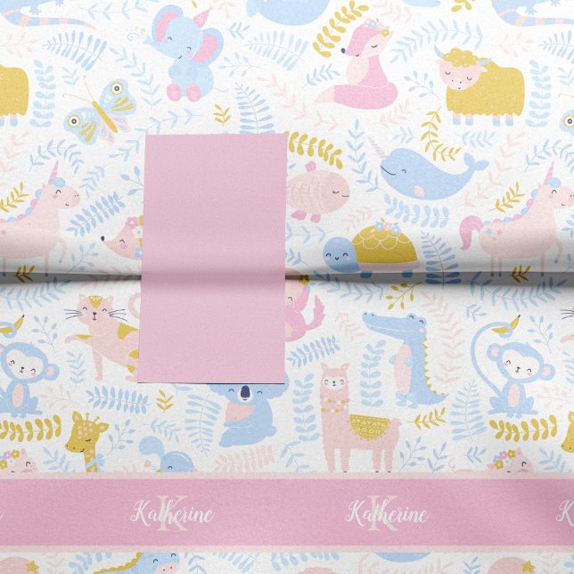 Niedlich Pastel Pink Animal Monogram Girl Baby Sho Seidenpapier (Von Creator hochgeladen)